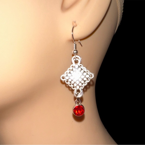 Weaved Design w/ Faux Ruby Stone Wire Hook Earrings in Silvertone - Picture 2 of 5